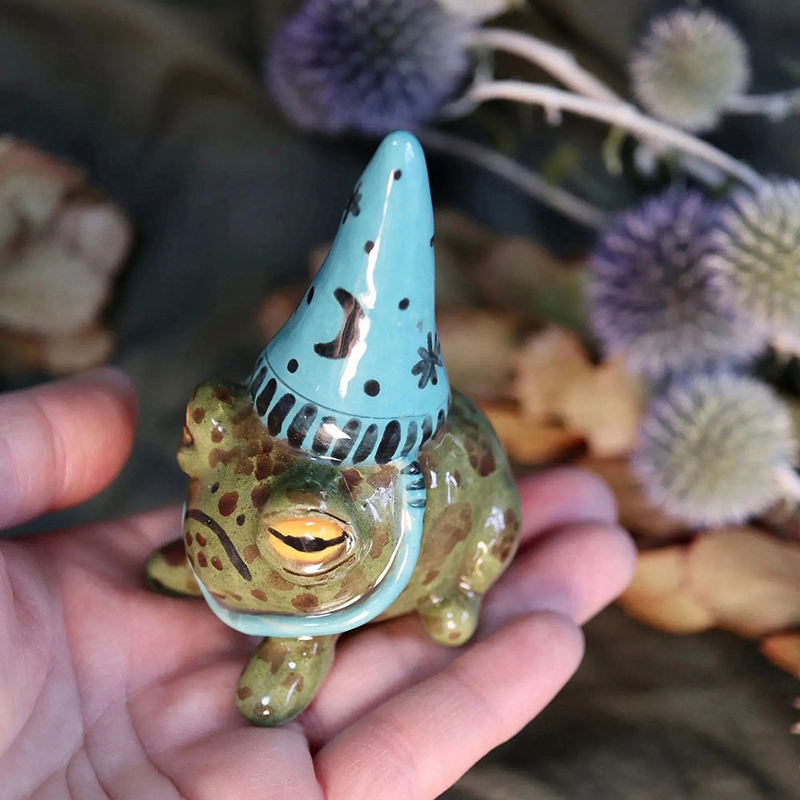 Witch Hat Little Frog Statue R – Outdoor Furniture Nearby Bewertung und Preis